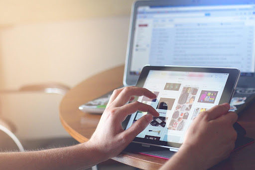 A Guide for Young Entrepreneurs Starting an Ecommerce Business